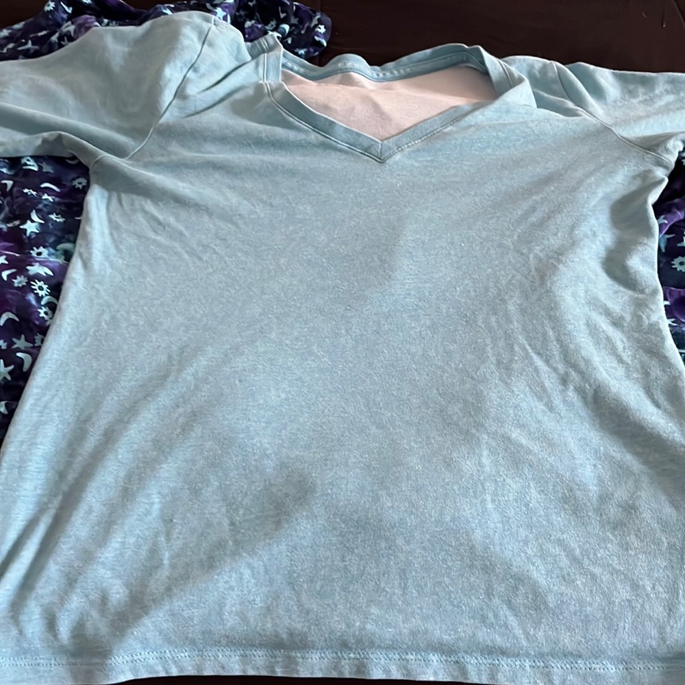 V cross neck- teen girls- Size small